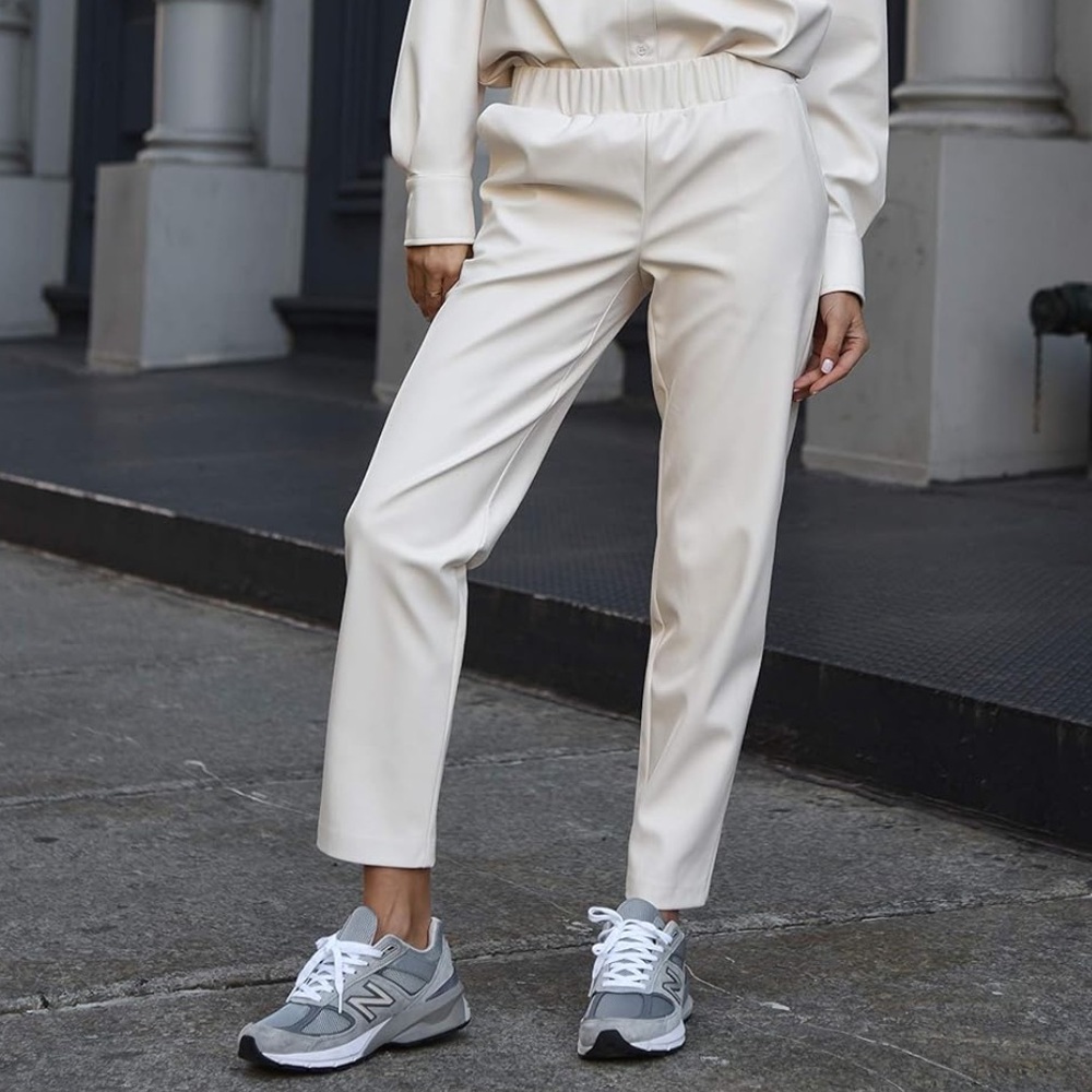NWT • The Drop • Women's Vegan Leather Pull-On Jogger • Ivory • Size Large • 😍🔥